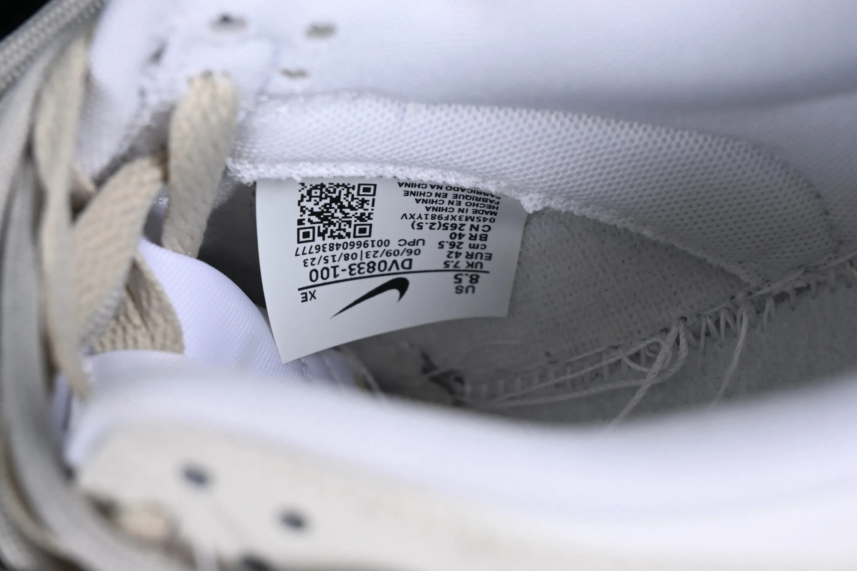 All Categories Nk SB Dunk Series Nk SB Dunk Low Low-top sneakers Nk Dunk Low "Team Gold" Official custom-cracked SB strap low-top casual sneakers DV0833-100